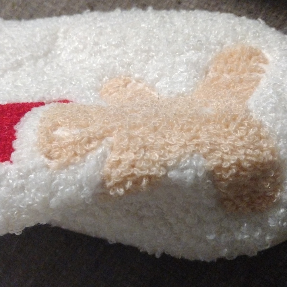 NWT Cozy Gingerbread Man Holiday Slippers White Size 9.5-10 - Picture 6 of 6